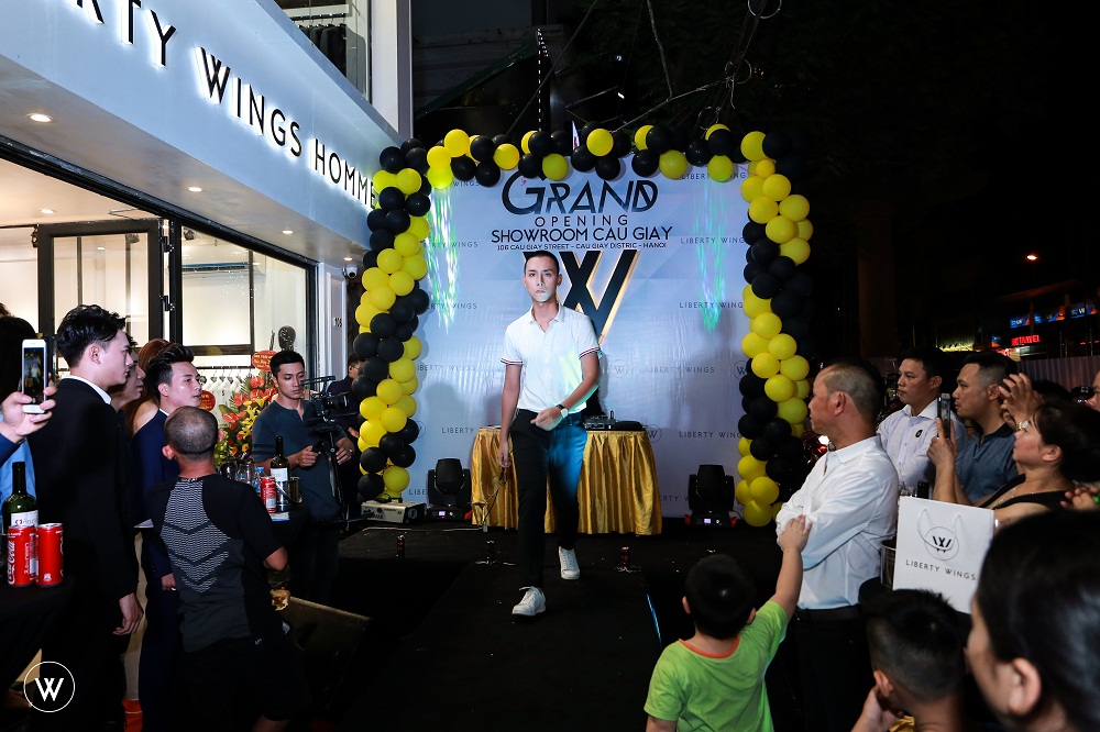 liberty wings fashion show